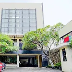 Oyo Flagship 90425 Hotel 22