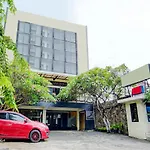 Oyo Flagship 90425 Hotel 22