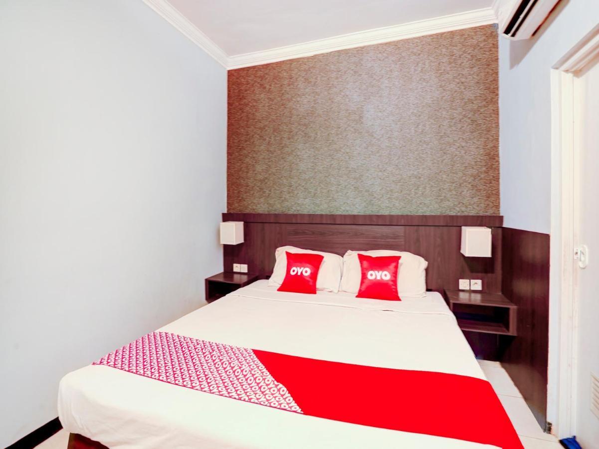 Oyo Flagship 90425 22 Hotel